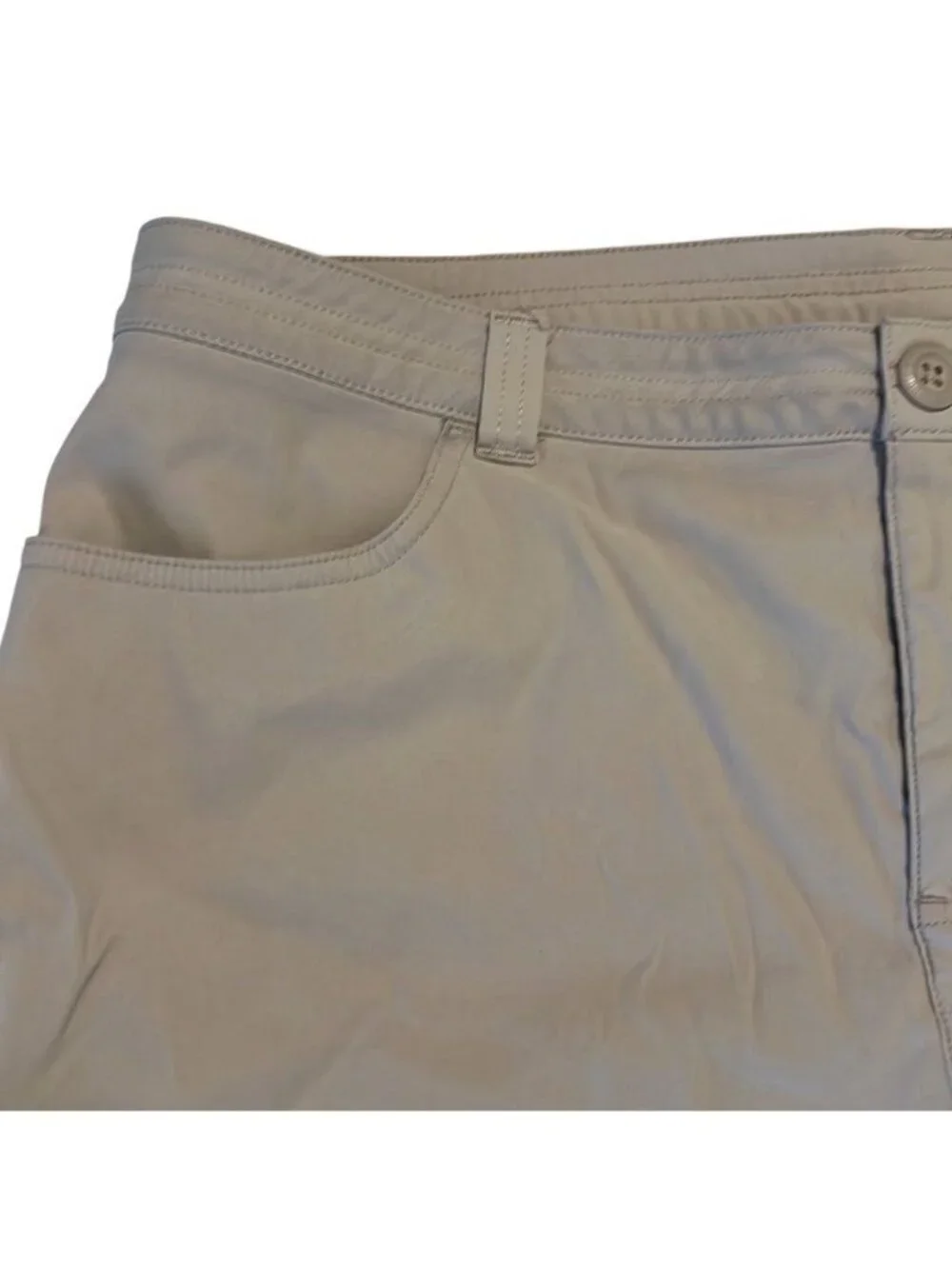 Eddie Bauer Tan Pockets Cargo Shorts Women's Size 16 - Picture 6 of 12